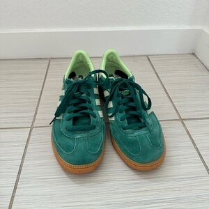 Adidas Spezial women's size 7